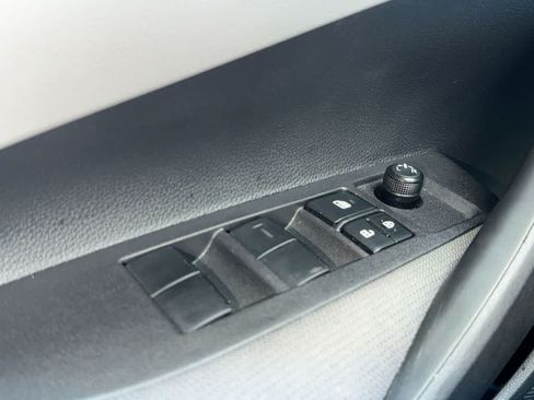 Used 2026 Toyota Corolla LE FWD image 21