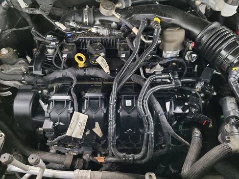 Used 2019 Ford Edge Titanium w/ Equipment Group 301A FWD image 30