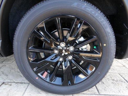 New 2026 Mitsubishi Eclipse Cross LE image 11