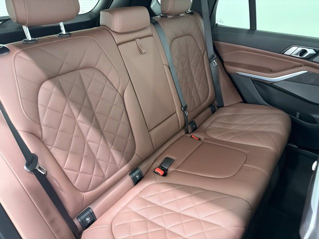 Certified 2025 BMW X5 xDrive50e w/ M Sport Package AWD/4WD image 22
