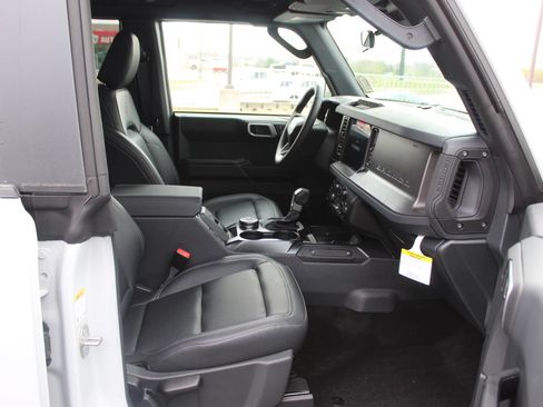 New 2026 Ford Bronco Big Bend AWD/4WD image 12