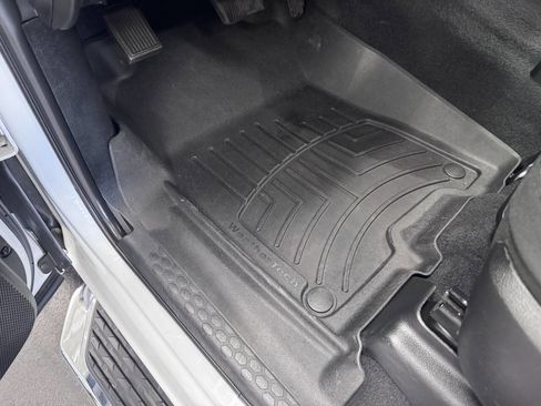 Used 2021 RAM 2500 Big Horn image 27