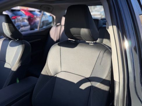 Used 2025 Toyota Camry XLE w/ Premium Package image 10