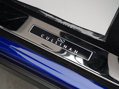 Used 2021 Rolls-Royce Cullinan Black Badge AWD/4WD image 13