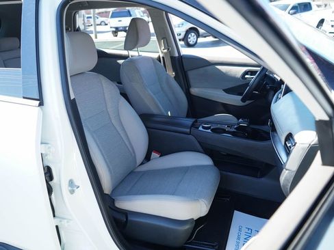 Used 2021 Nissan Rogue SV image 33