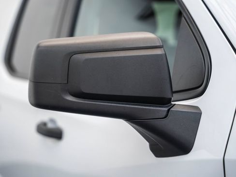 Used 2022 Chevrolet Silverado 1500 Custom AWD/4WD image 15