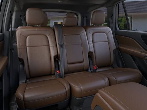 New 2026 Lincoln Aviator Reserve image 11