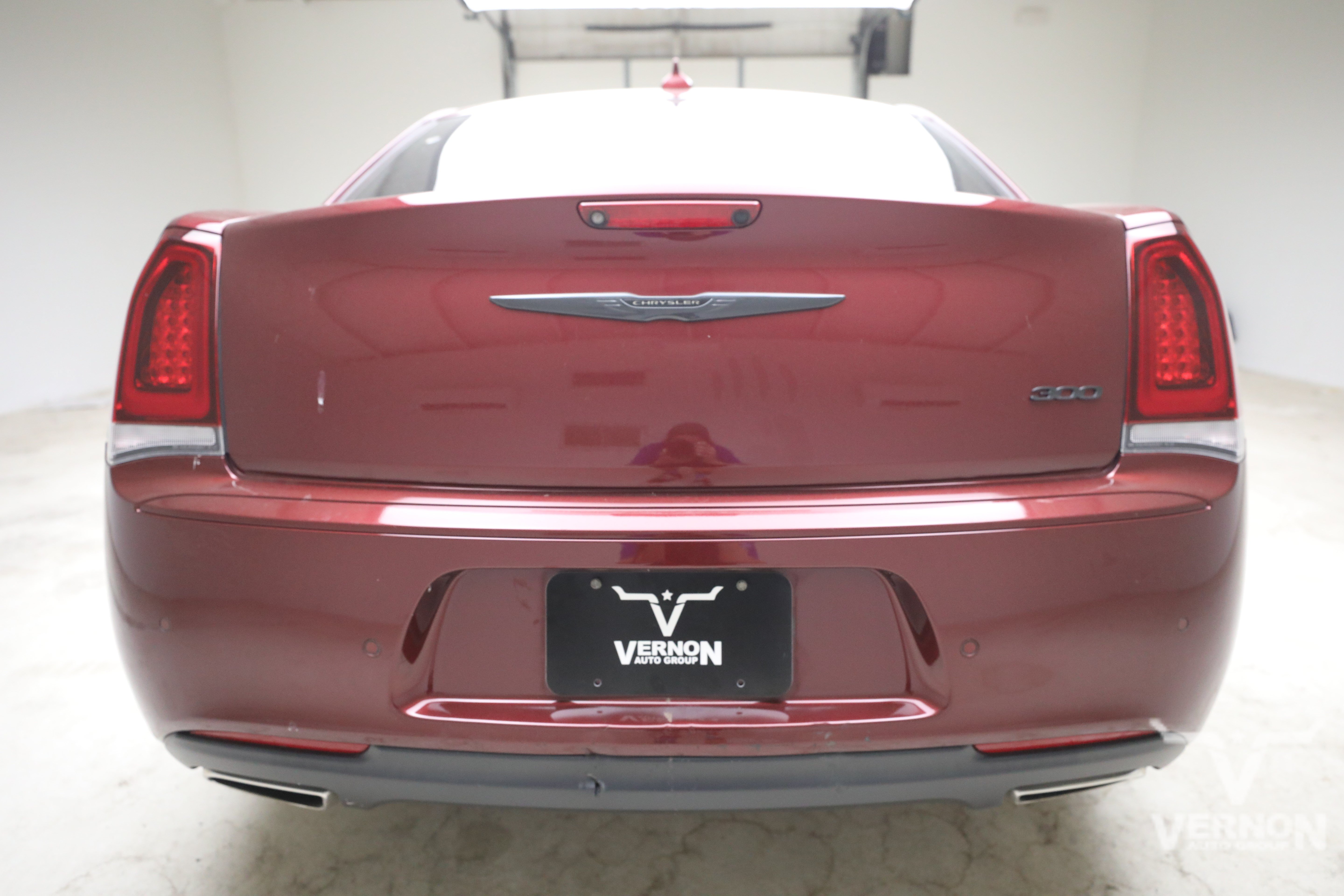 Used 2021 Chrysler 300 Touring L RWD image 3