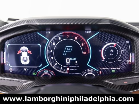 Used 2024 Lamborghini Revuelto image 16