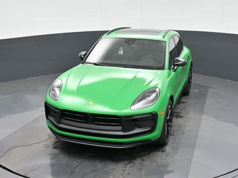 New 2026 Porsche Macan GTS image 33