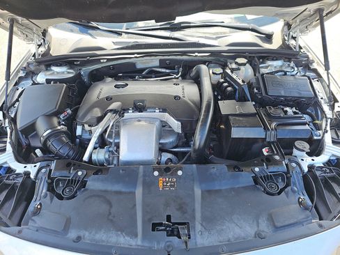 Used 2018 Buick Regal Preferred AWD/4WD image 17