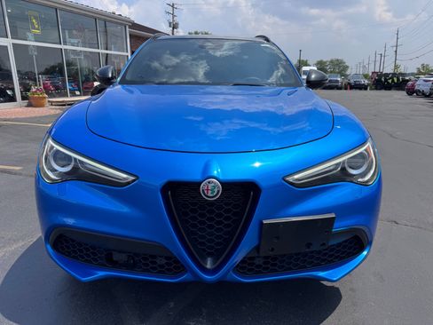 Used 2019 Alfa Romeo Stelvio Ti Sport w/ Quick Order Package 22S Sport AWD/4WD image 38