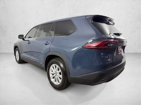 Used 2025 Toyota Grand Highlander AWD image 5