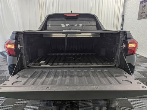 Used 2024 Hyundai Santa Cruz Night AWD/4WD image 10