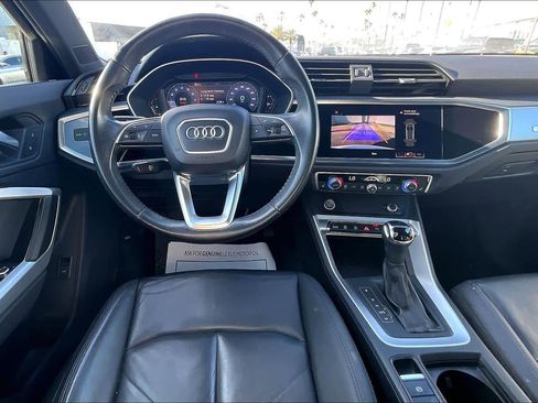 Used 2020 Audi Q3 2.0T Premium w/ Convenience Package image 5