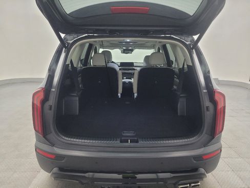 Used 2022 Kia Telluride EX w/ EX Premium Package AWD/4WD image 29