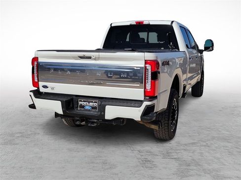 Used 2024 Ford F250 Platinum image 10