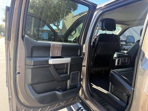 Used 2019 Ford F350 Lariat w/ Lariat Ultimate Package image 48