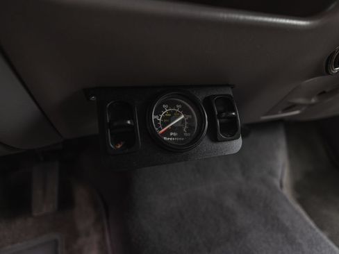 Used 2001 Ford F250 XLT AWD/4WD image 17