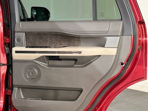 Used 2019 Ford Expedition Limited w/ Equipment Group 302A image 70