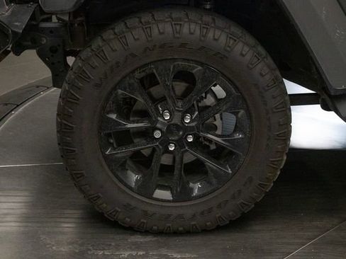 Used 2021 Jeep Wrangler Unlimited Sahara w/ Cold Weather Group image 8