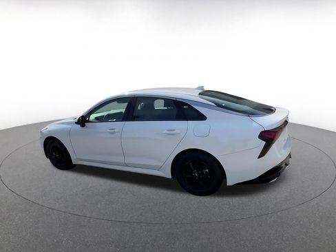 Used 2025 Kia K5 LXS image 10