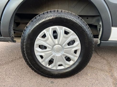 Used 2017 Ford Transit 350 XLT image 11