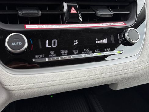 New 2026 Toyota Corolla Cross LE AWD/4WD image 34