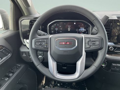 New 2026 GMC Sierra 1500 Elevation image 14