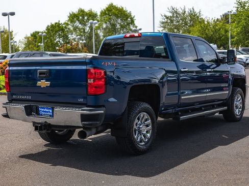 Used 2019 Chevrolet Silverado 2500 LTZ w/ Duramax Plus Package AWD/4WD image 7