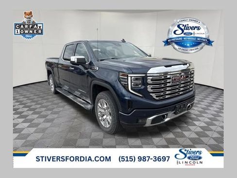 Used 2023 GMC Sierra 1500 Denali w/ Technology Package AWD/4WD image 1