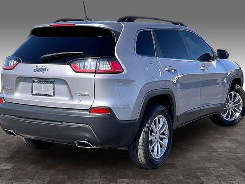 Used 2022 Jeep Cherokee Latitude Lux w/ Mopar Interior Package AWD/4WD image 2