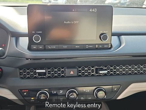 Certified 2025 Honda Accord SE image 23