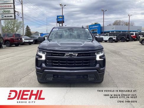 Used 2024 Chevrolet Silverado 1500 RST image 2