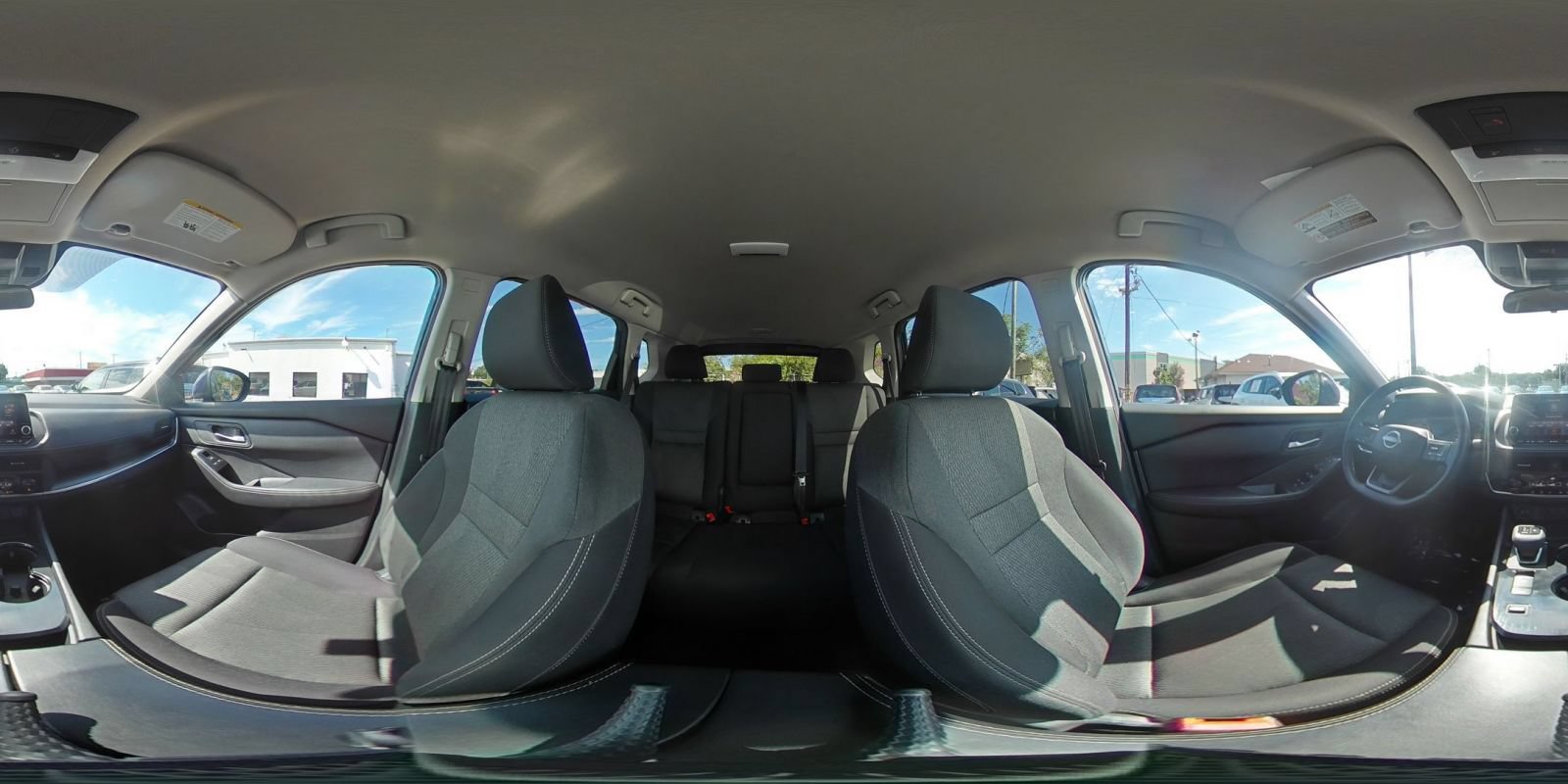 Used 2025 Nissan Rogue SV FWD image 43