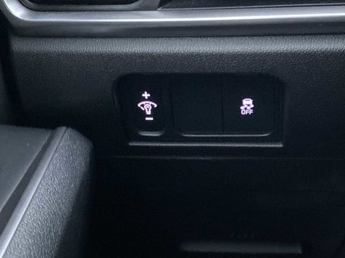 Used 2024 Kia Sorento S image 34