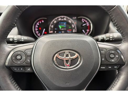 Used 2021 Toyota RAV4 Limited AWD/4WD image 24
