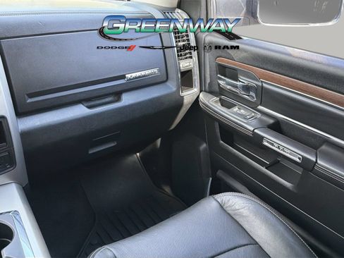 Used 2013 RAM 1500 Laramie w/ Convenience Group AWD/4WD image 12