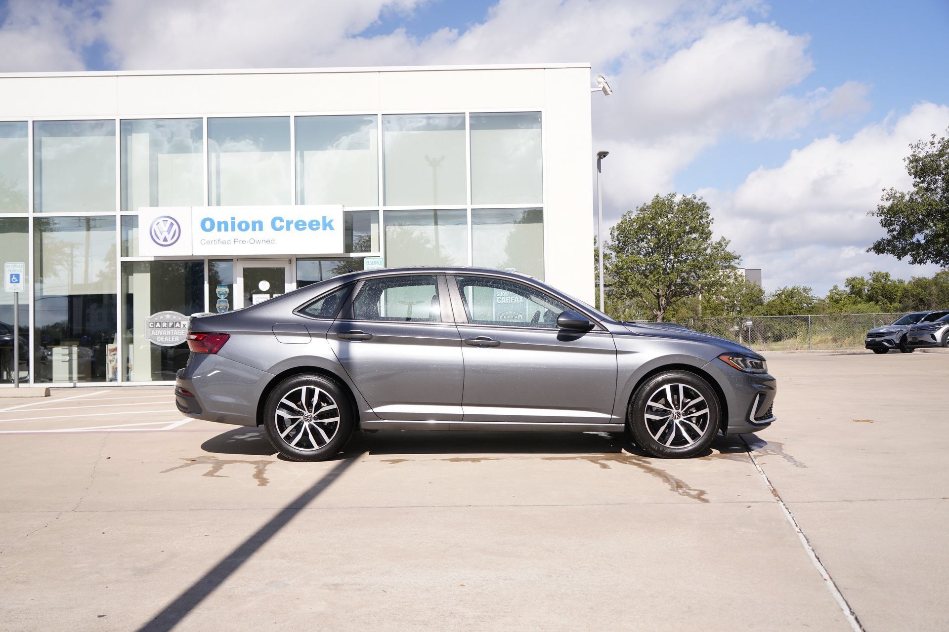Certified 2026 Volkswagen Jetta SE FWD image 4