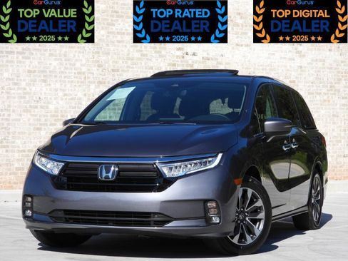 Used 2024 Honda Odyssey EX-L image 2