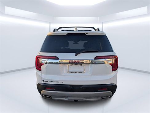 Used 2023 GMC Acadia SLT image 4