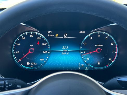 Certified 2022 Mercedes-Benz GLC 300 4MATIC w/ Premium Package Lite image 29