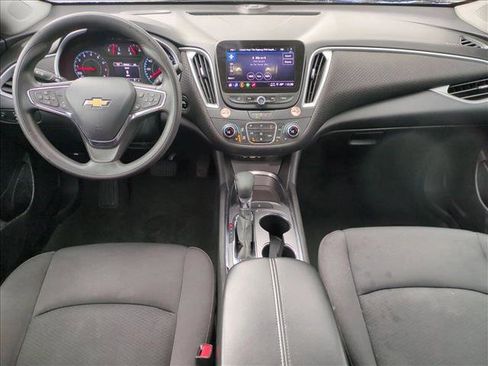 Used 2023 Chevrolet Malibu LT image 16