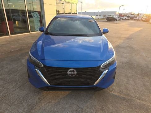 Used 2024 Nissan Sentra SV FWD image 4