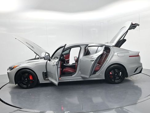Used 2019 Kia Stinger GT2 AWD/4WD image 65