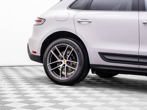 New 2026 Porsche Macan image 33