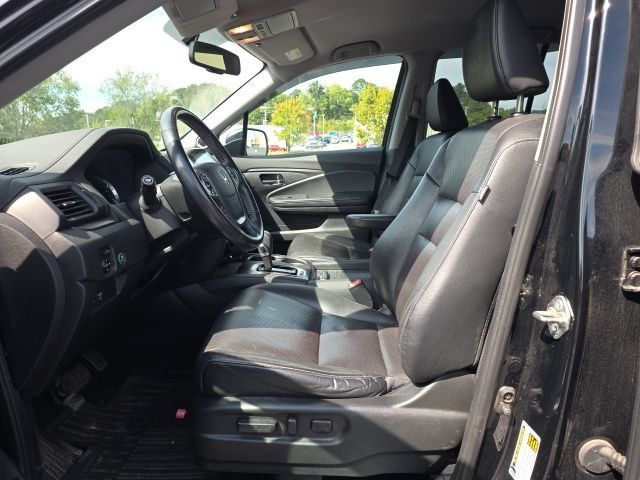 Used 2017 Honda Ridgeline RTL-T image 12