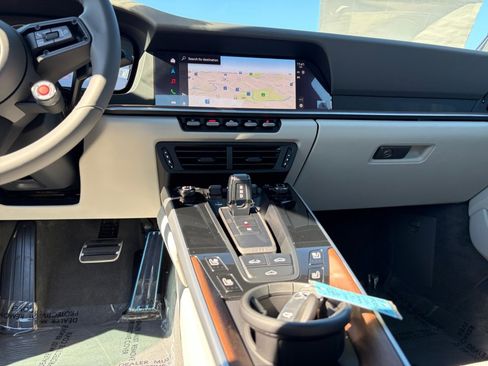 New 2026 Porsche 911 Carrera image 16