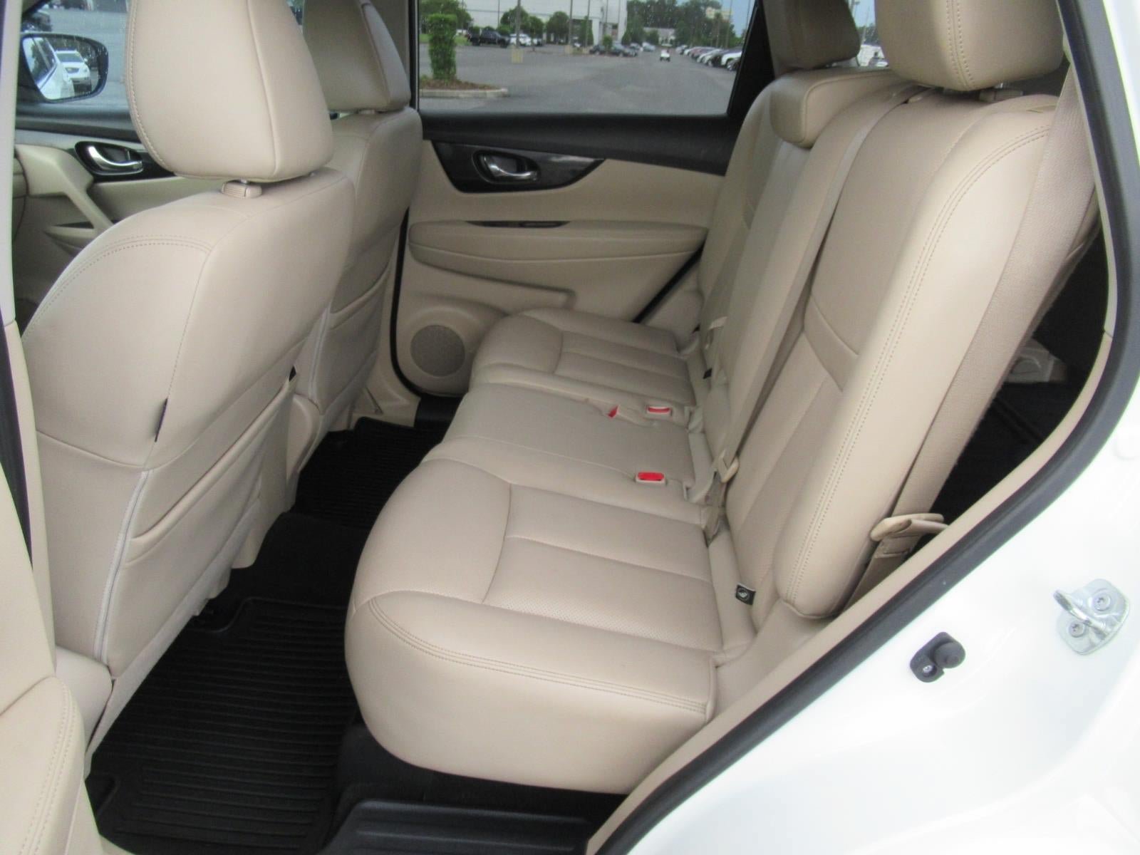 Used 2018 Nissan Rogue SL w/ Premium Package FWD image 35