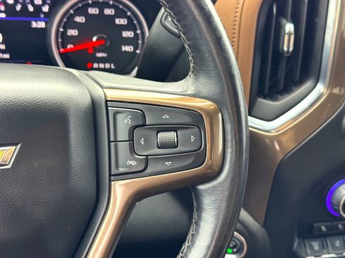 Used 2022 Chevrolet Silverado 2500 High Country w/ Z71 Off-Road Package image 27